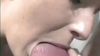 समलैंगिक सजाय र क्रूर सेक्स मा एक खसखस क्षेत्र